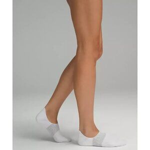 Lululemon Womens No-Show White Socks Pack Of 3 Pairs With Active Heel Grip
